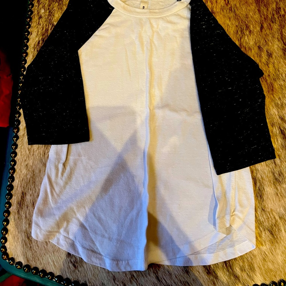 Ever Hottie girls size S